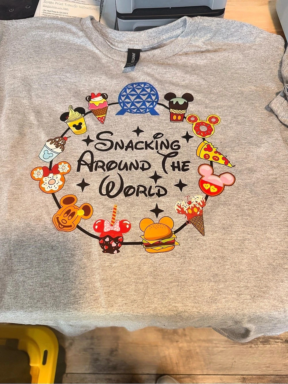 Gildan Disney Mickey Graphic Tee in Gray